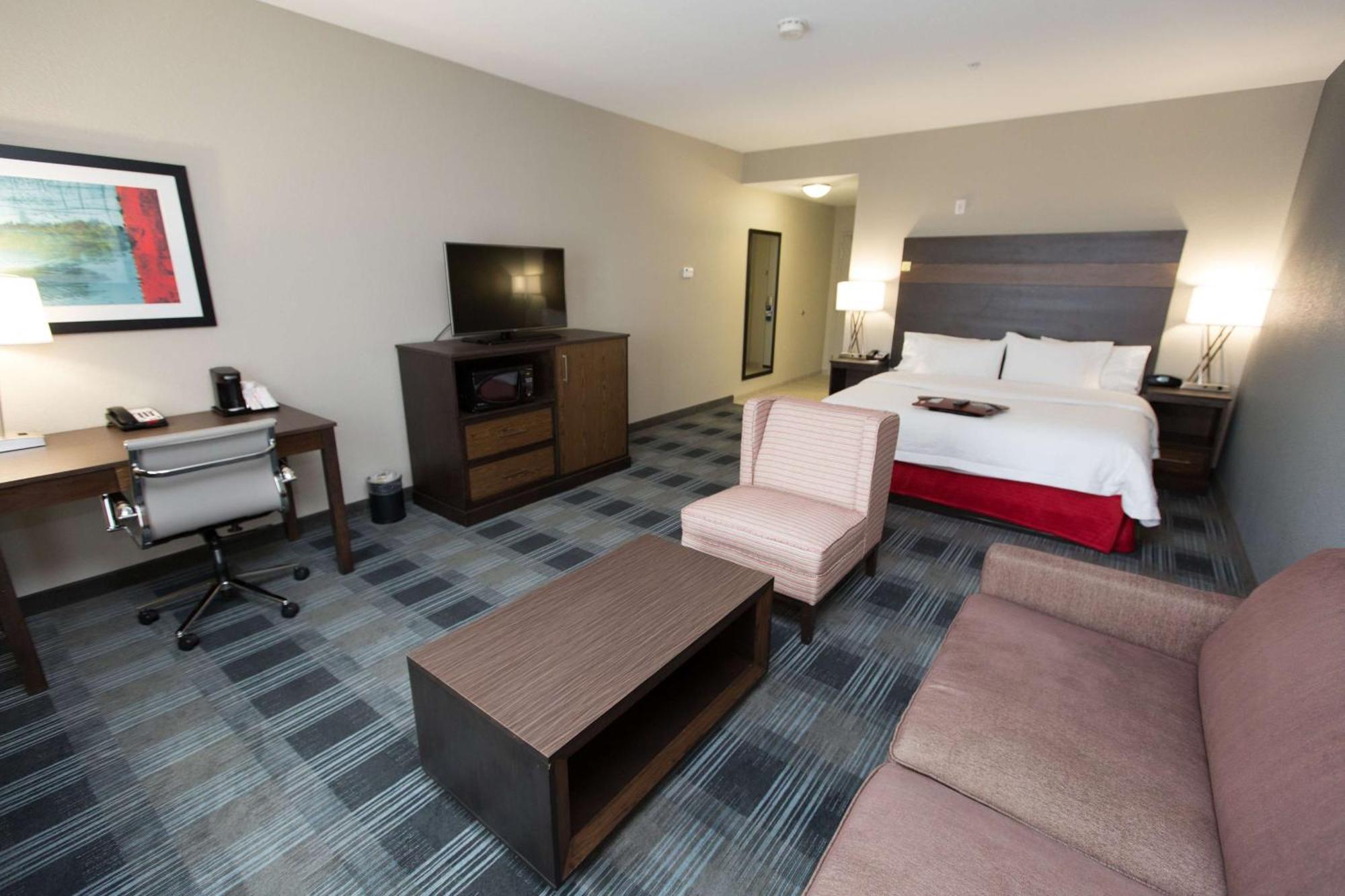 Hampton Inn & Suites Oklahoma City Airport Экстерьер фото