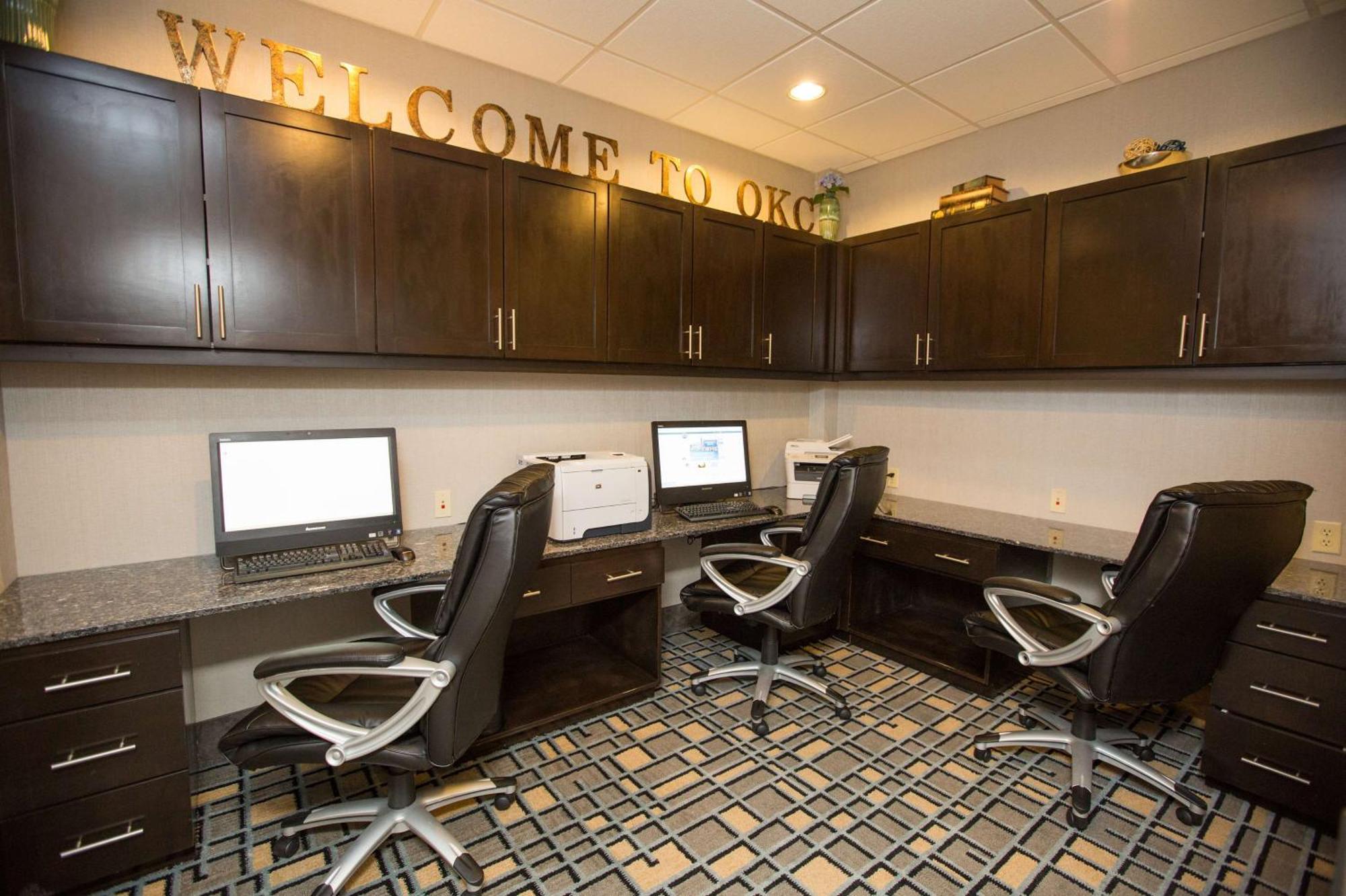 Hampton Inn & Suites Oklahoma City Airport Экстерьер фото