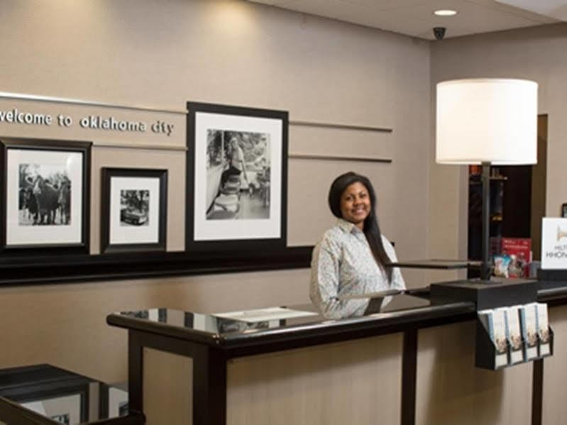Hampton Inn & Suites Oklahoma City Airport Экстерьер фото